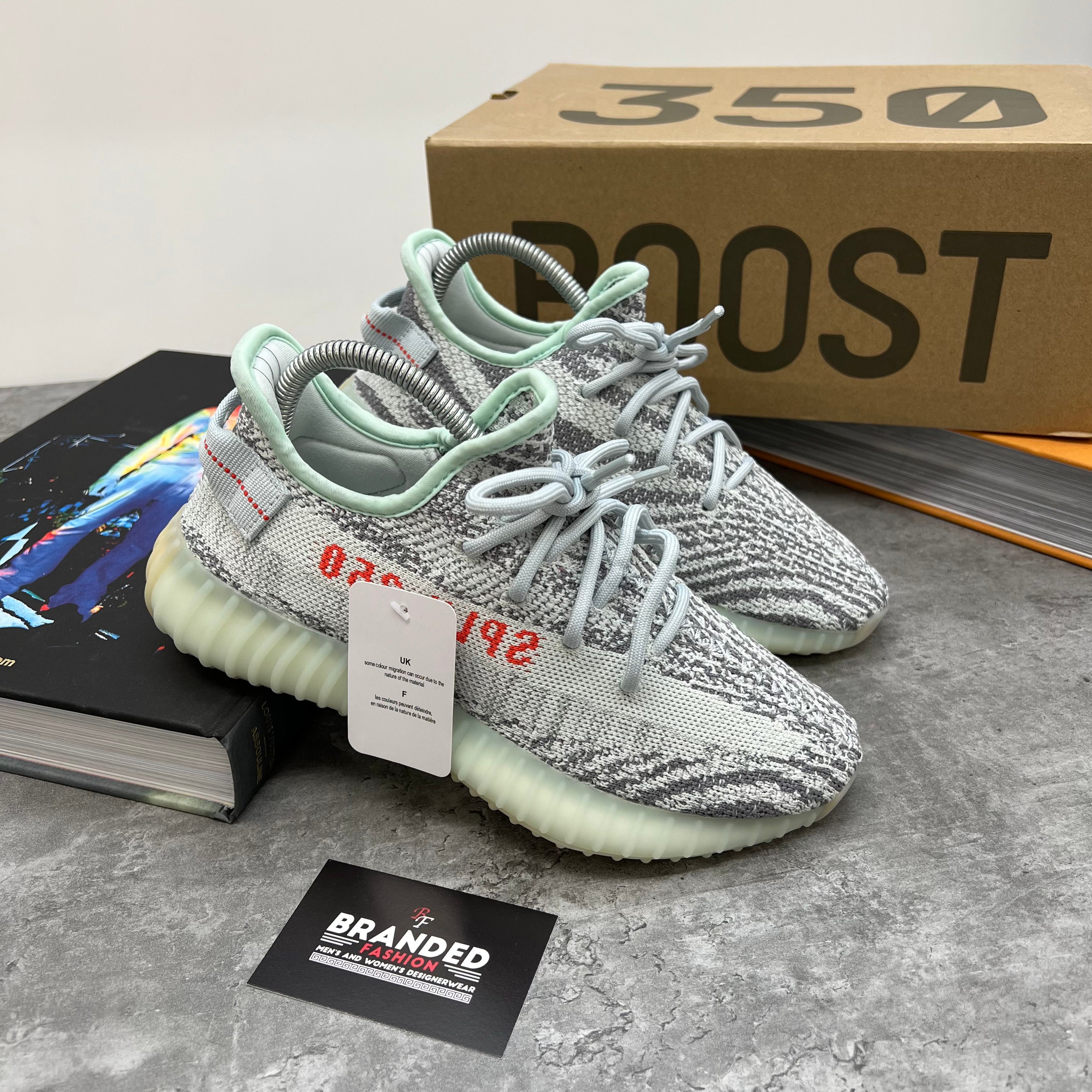 YEEZY 350 TRAINER - BLUE TINT (PRE-ORDER)