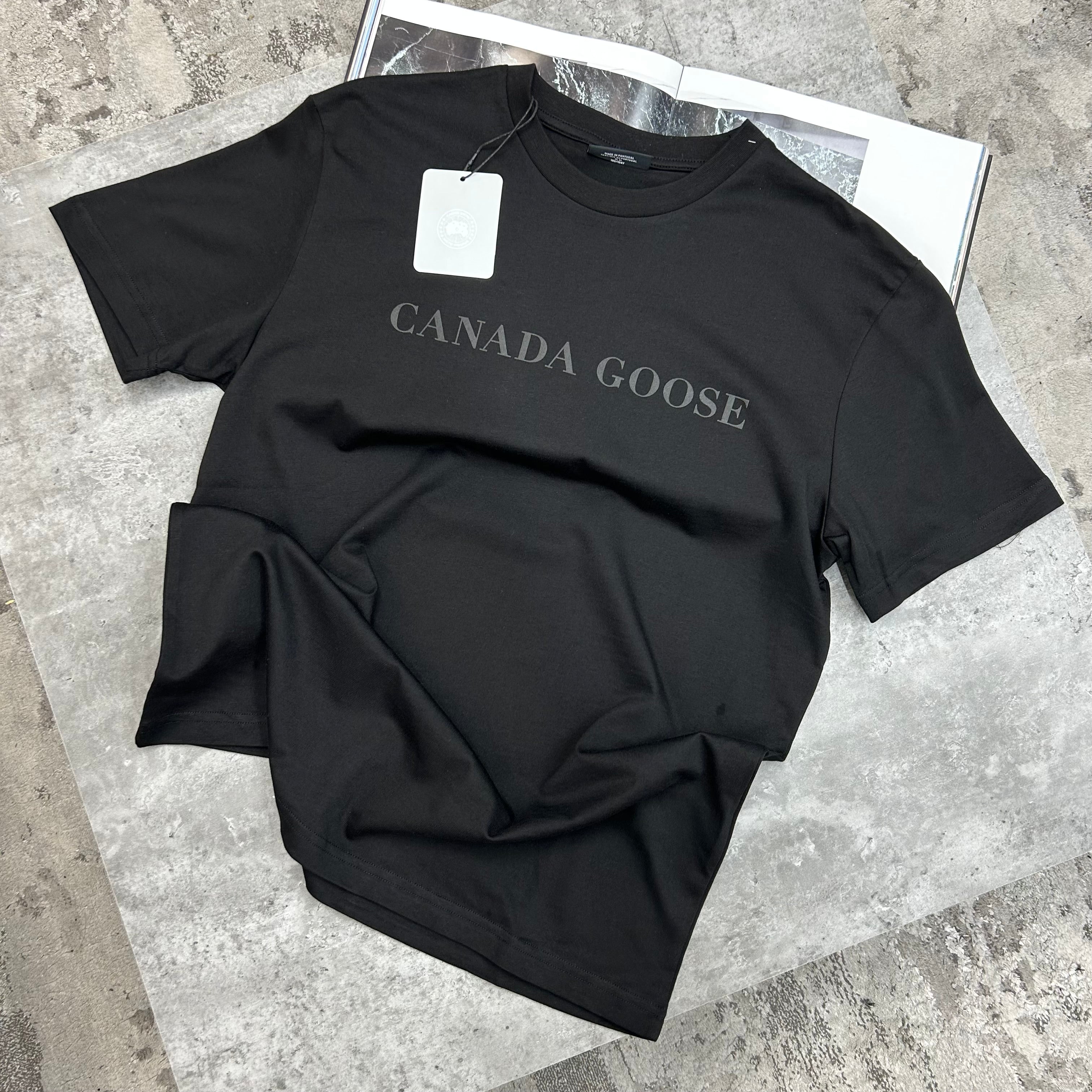 CANADA GOOSE - T-SHIRT - BLACK