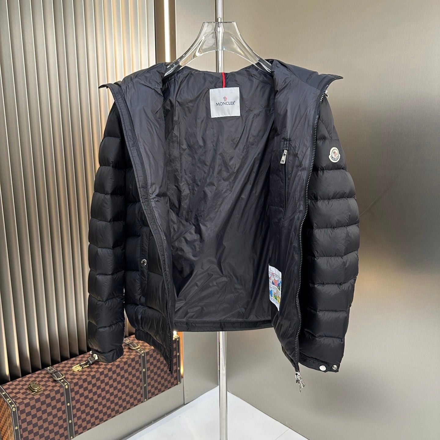 (PRE-ORDER) MNCLR - COAT - BLACK