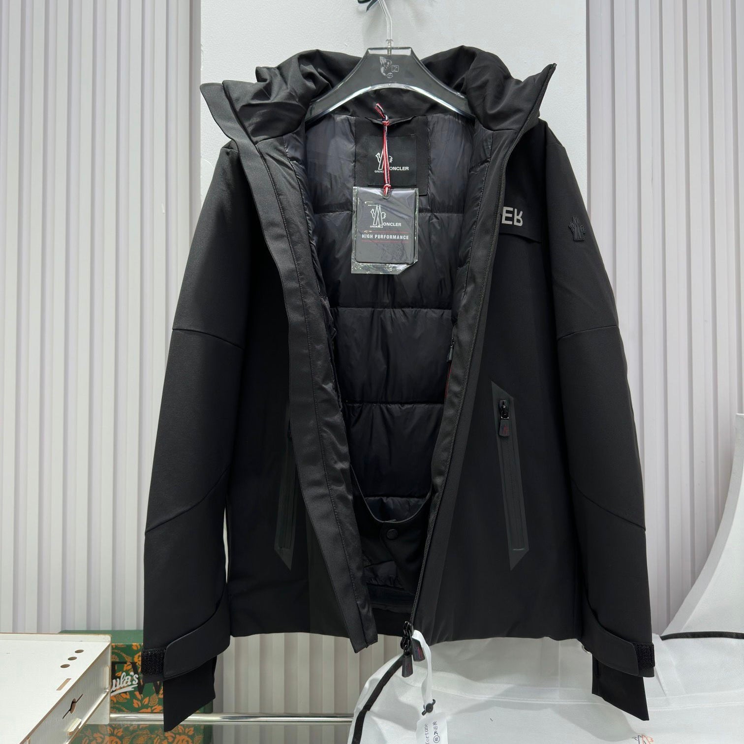 (PRE-ORDER) MONCLER - GRENOBLE COAT - BLACK