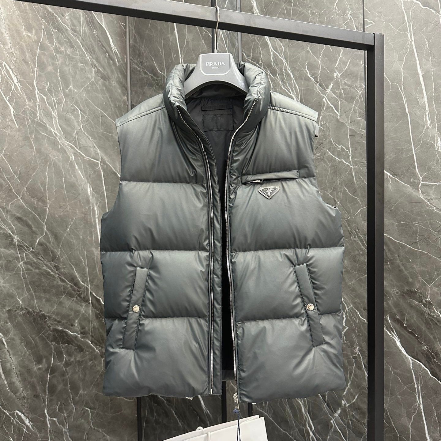 (PRE-ORDER) PRADA - GILET