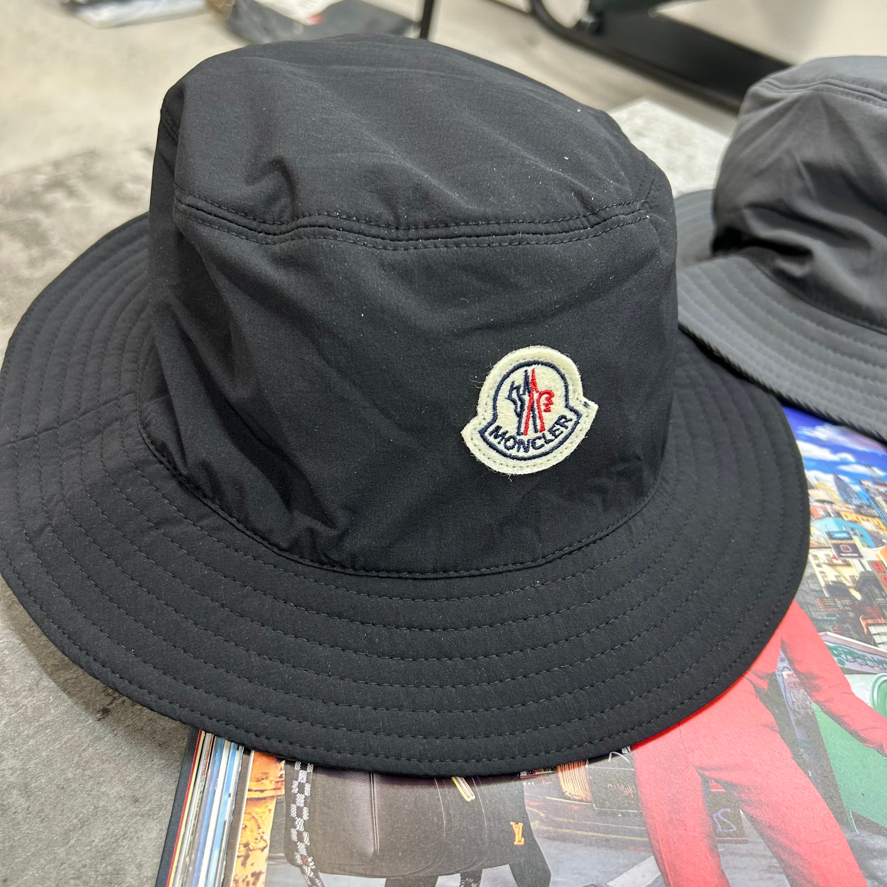 MONCLER - BUCKET HAT
