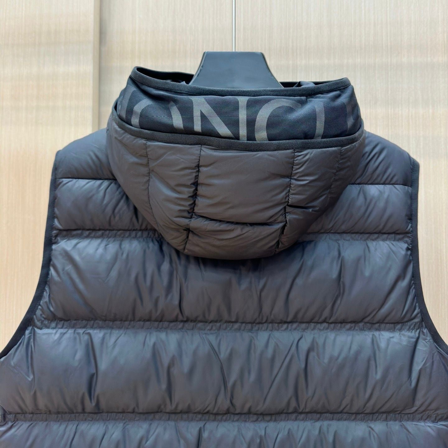 (PRE-ORDER) MNCLR - GILET - BLACK