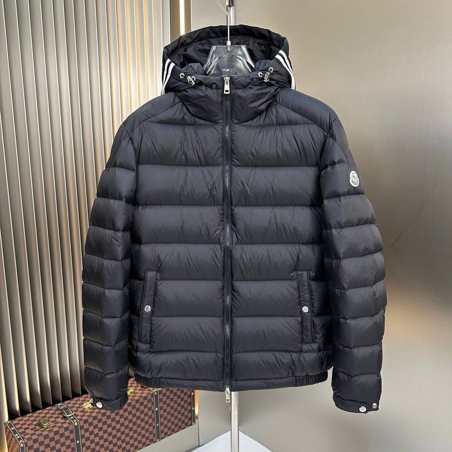 (PRE-ORDER) MNCLR - COAT - BLACK