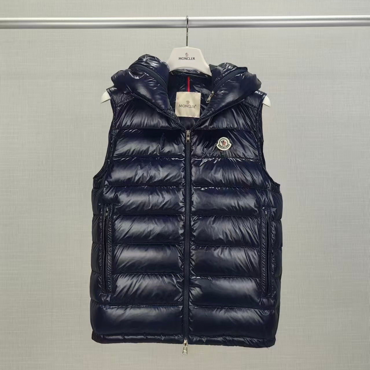 (PRE-ORDER) MNCLR - GILET