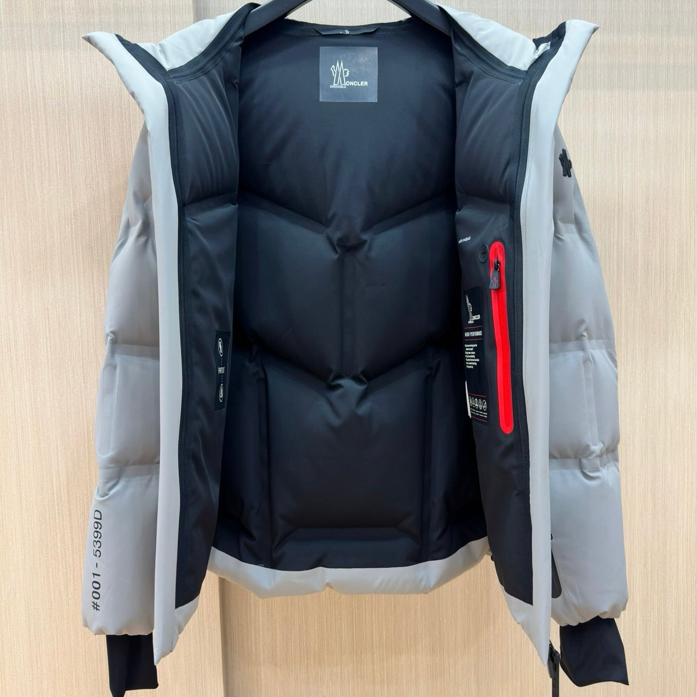 (PRE-ORDER) MONCLER - GRENOBLE COAT - GREY