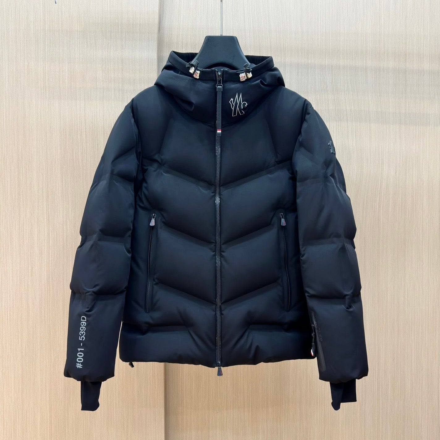 (PRE-ORDER) MONCLER - GRENOBLE COAT - BLACK