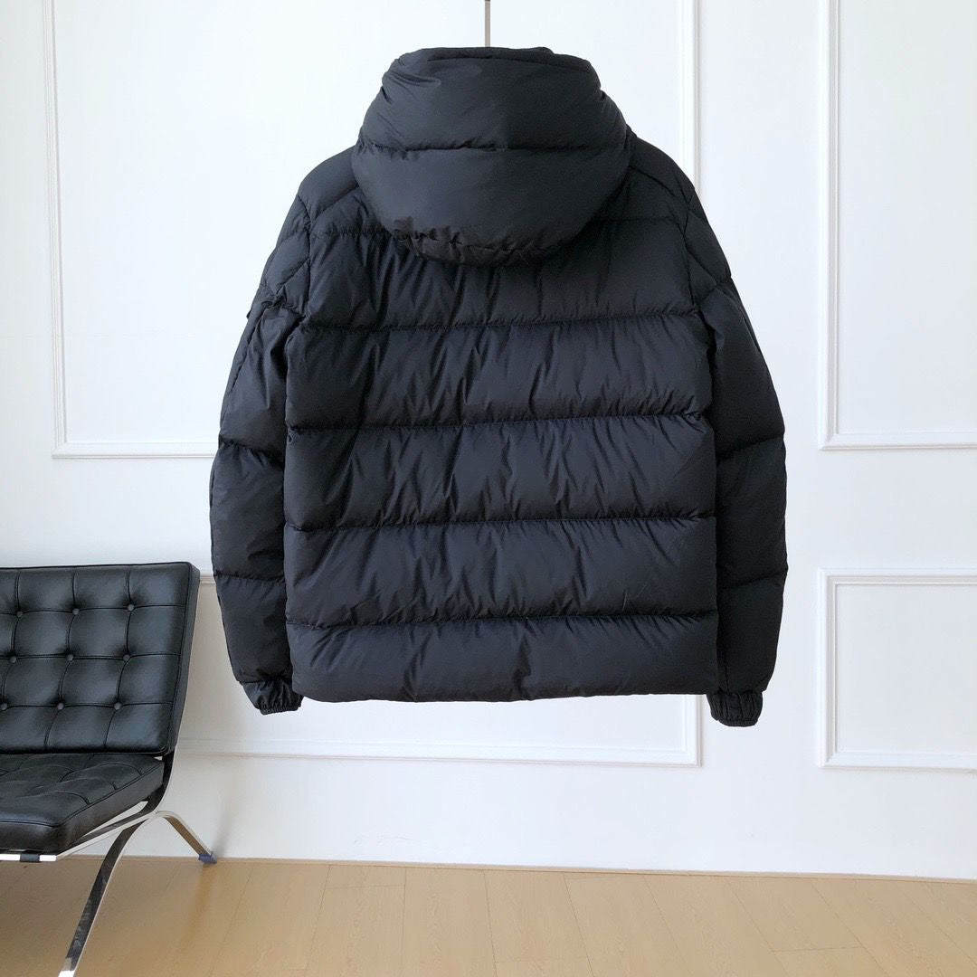 (PRE-ORDER) MNCLR - COAT - BLACK