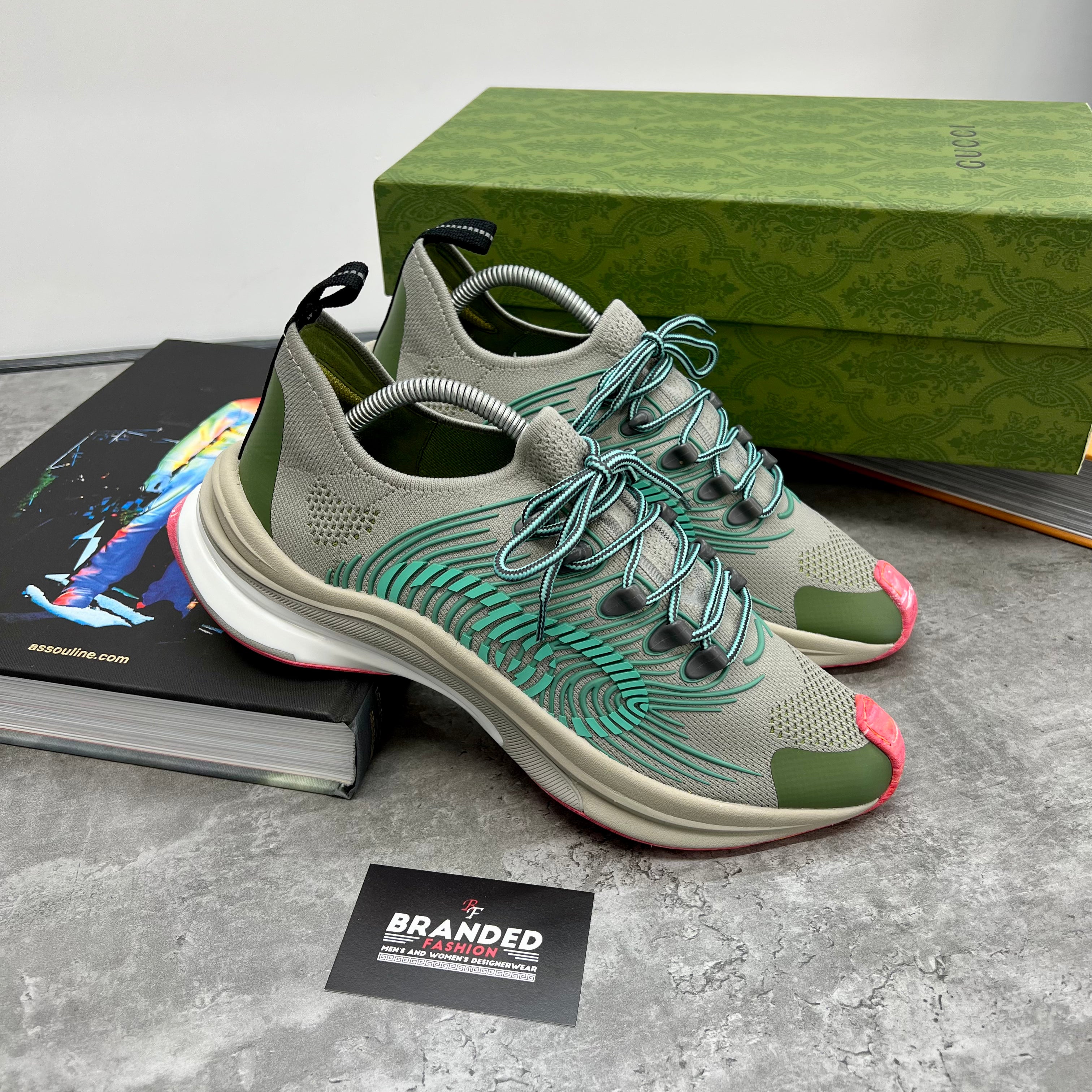 GUCCI RUNNER TRAINERS - GREY / GREEN